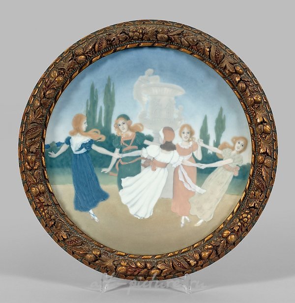 Редкая стена с арт-нуво тарелкой Мейсенского фарфора