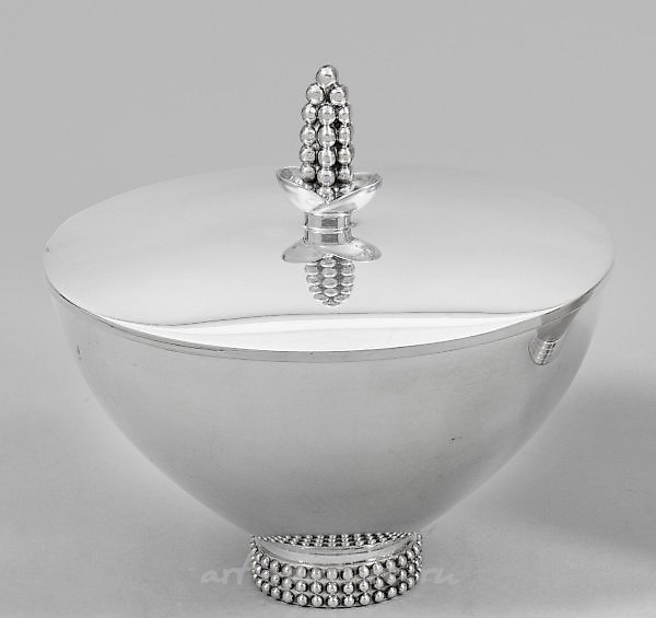 Elegant Art Deco Bonbonniere