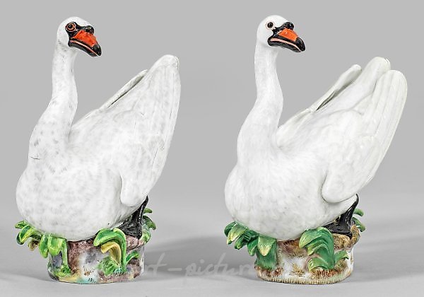 Фарфоровая пара лебедей Мейссен, около 1860-1880 года