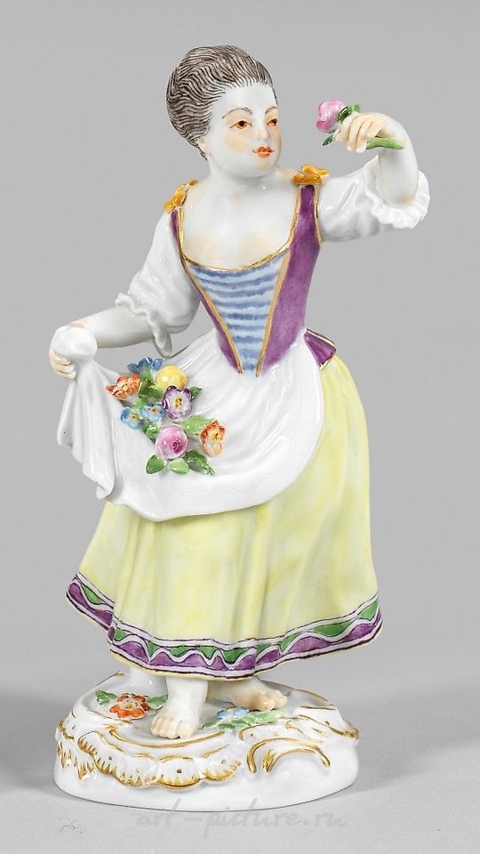 花园女孩与鲜花