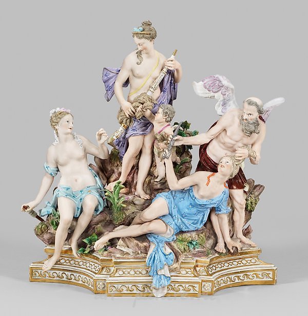 Фарфоровые группы "Три Фаты" и "Триумф Аполлона над Питоном" из Мейсена для Екатерины II