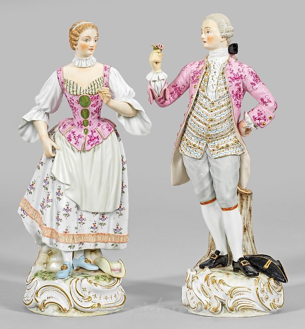 A couple of large figures, "Singer" and "Male Singer".