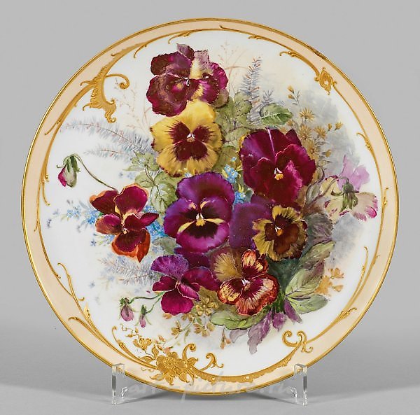 Настенная тарелка с украшением мачехи: фарфоровый шедевр из Берлина, 1895 год.