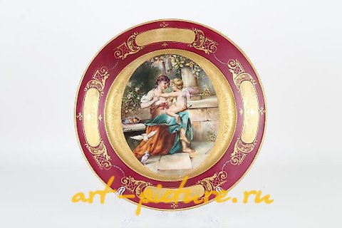 维也纳皇家瓷器, 古董维也纳皇家瓷盘，签名。