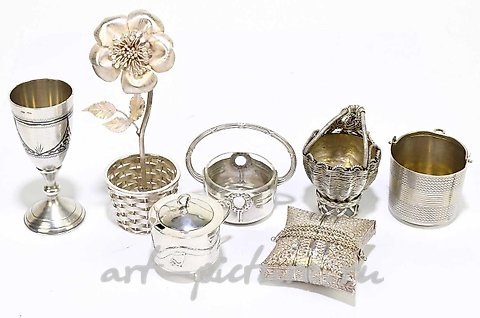 Русское серебро, Коллекция  изделий из серебра и белого металла, в том числе русское позолоченное ведерко