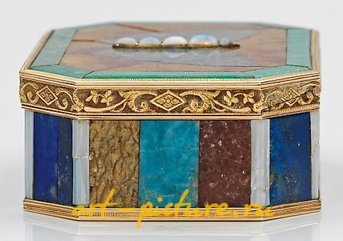 Royal Vienna Porcelain, Hochbedeutende Empire-Edelsteintabatiere