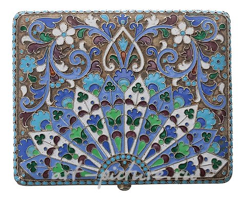 俄罗斯银, 俄罗斯银制烟斗盒