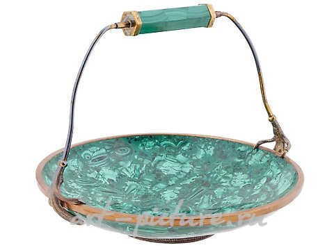 Русское серебро, Русская фигурная позолоченная серебряная чаша с резным малахитом