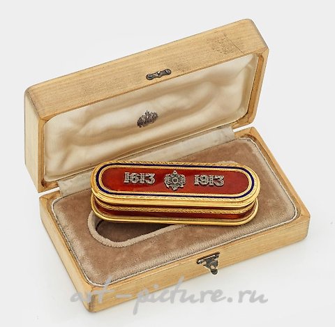 俄罗斯银, 纪念性纪念盒，以纪念罗曼诺夫王朝300周年。