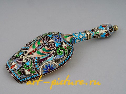 俄罗斯银, 伊万·赫列布尼科夫，莫斯科，俄罗斯镀金银糖勺