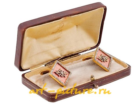 俄罗斯银, 俄罗斯男士银质镀金、珐琅和钻石袖扣，原装包装。