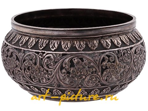 俄罗斯银, 古董俄罗斯犹太手工雕刻的银水杯