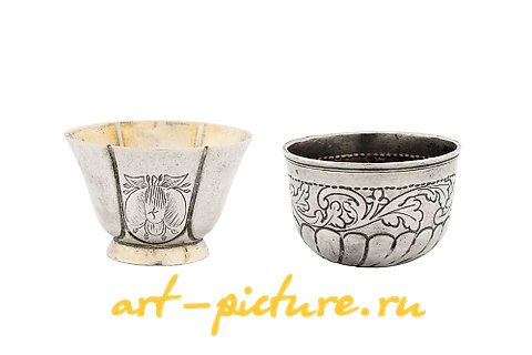 俄罗斯银, 彼得一世早期18世纪的俄罗斯银制伏特加杯（杯子）