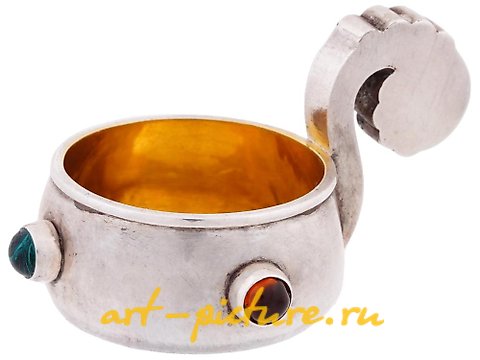 俄罗斯银, 俄罗斯银制铁锅