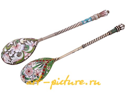俄罗斯银, 镀金和珐琅技术的银茶匙