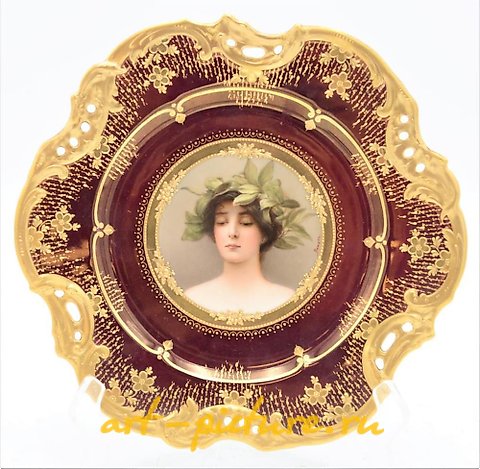 维也纳皇家瓷器, 瓦格纳皇家维也纳肖像盘，年轻蒙面女子，伴有...
