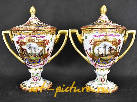 维也纳皇家瓷器, 一对19世纪维也纳瓷器球瓶装饰...