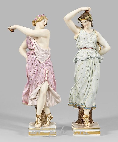 一对跳舞的守女