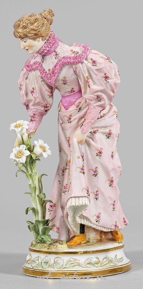 Art Nouveau Figure "Lady with Lilies"