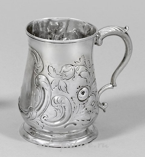 George III - Henkelbecher

The George III Henkelbecher is a remarkable piece of art that hails from the German tradition of craftsmanship. This exquisite vessel, known as a Henkelbecher, showcases the mastery and attention to detail that was prevalen