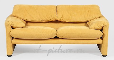 Maralunga Sofa by Vico Magistretti