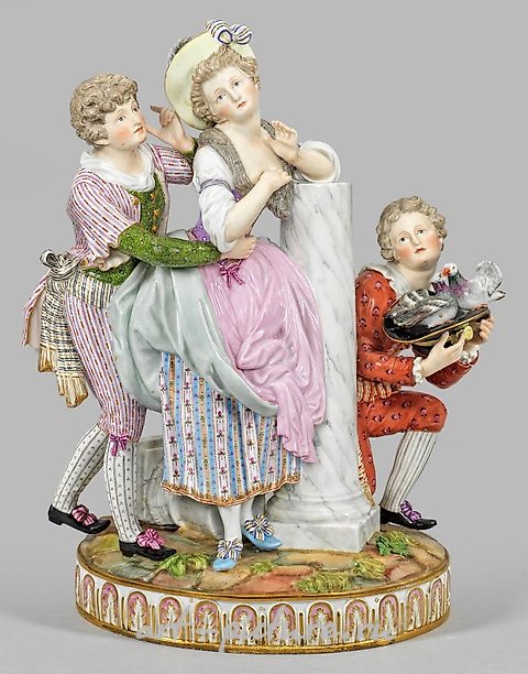 Great figurative group "The Approach". Original title.