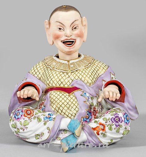 男性摇晃佩戈德