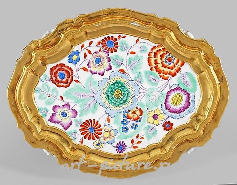 小宫廷梅森华丽的盛装盘