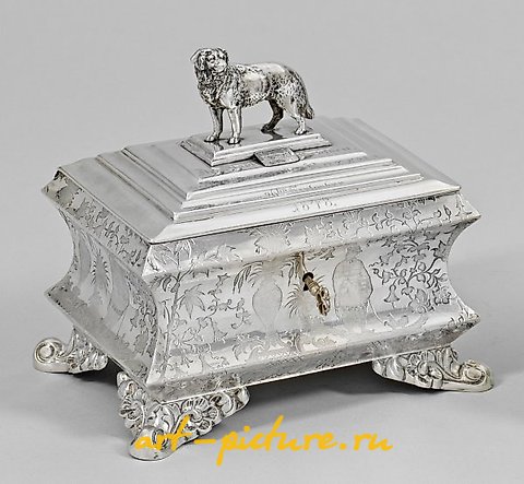 Great Late Biedermeier Sugar Chest