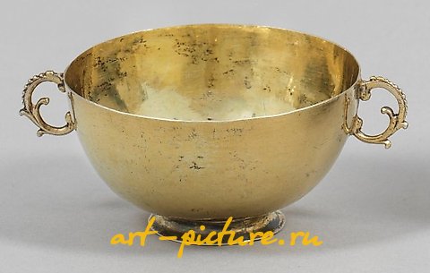 Small Baroque Henkel Bowl