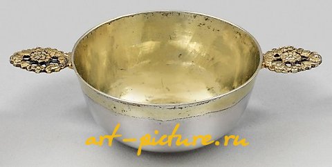 Small Baroque wine tasting bowl