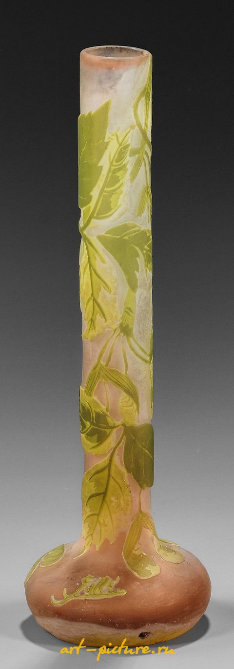 Gallé decorative vase with branches of the ash-leaved maple.