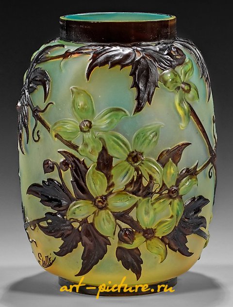 Rare "Soufflé" vase with Clematis decoration by Gallé