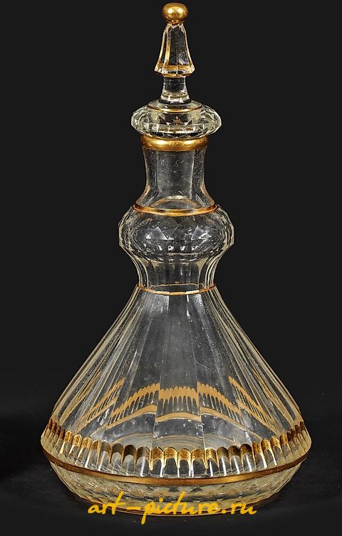 Zeichliner Karaffe mit Stopfel

The Zeichliner Karaffe mit Stopfel is a remarkable piece that exemplifies the elegance and craftsmanship of German glassware. This exquisite carafe, with its intricate detailing and refined design, is a testament to th