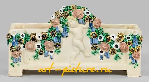 Jardinière with two putti