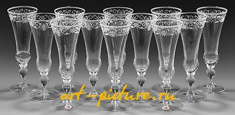 Twelve Lobmeyr champagne flutes from the service number 231 "Baroque".