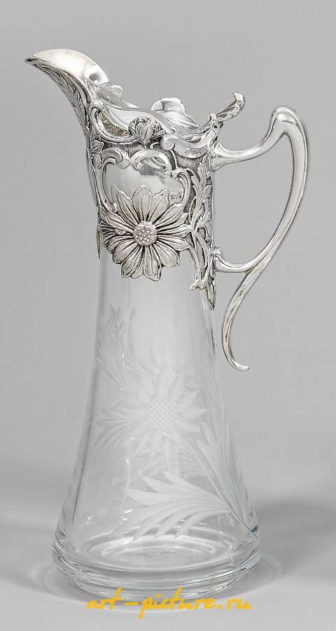 Carafe in the Art Nouveau style