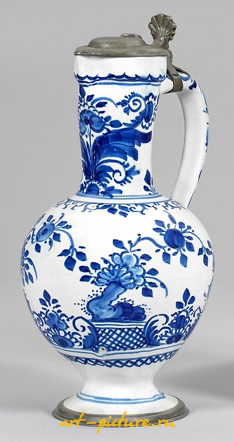 Eng Halskanne is a term used in German to refer to a specific type of ceramic vessel. The literal translation of "Eng Halskanne" is "narrow-necked jug" or "slender-necked pitcher". This type of vessel is characterized by its elongated shape and narro