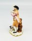 Антикварная фигурка королевского Вены с изображением мужчины 18-го века, играющего на флейте с собакой