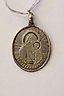 俄罗斯帝国的银质吊坠，上面刻有卡赞圣母图像。