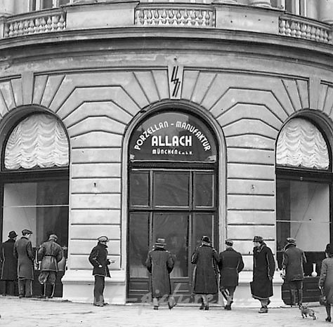 Магазин Allach в Варшаве, гостиница «Европейская».