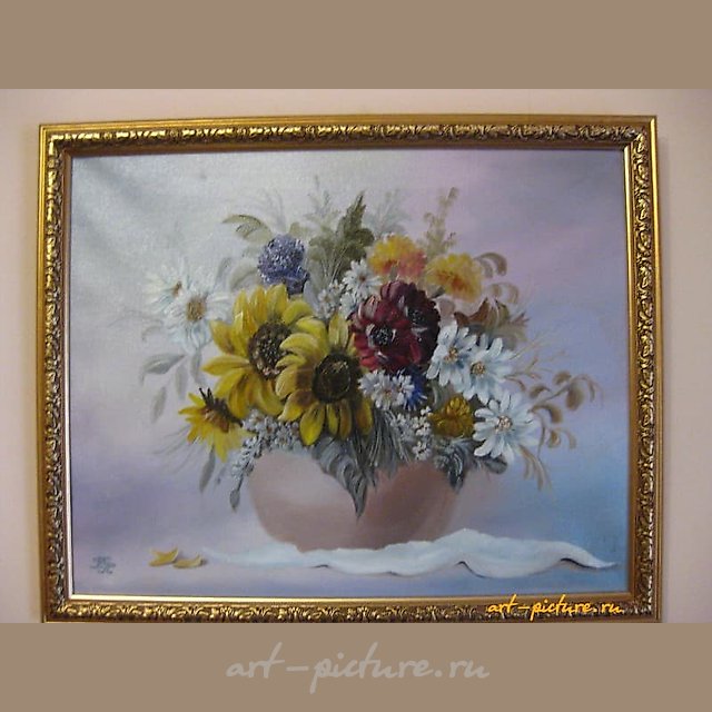 The translation of "Букет 'Нежность'" into English is "Bouquet 'Tenderness'."
