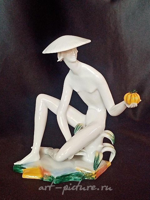 ROYAL VIENNA - Art Deco Female Porcelian Nude Figure