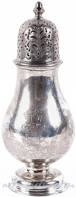 Серебряная  солонка