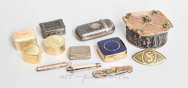 各种银制和镀金金属盒子的收藏品
