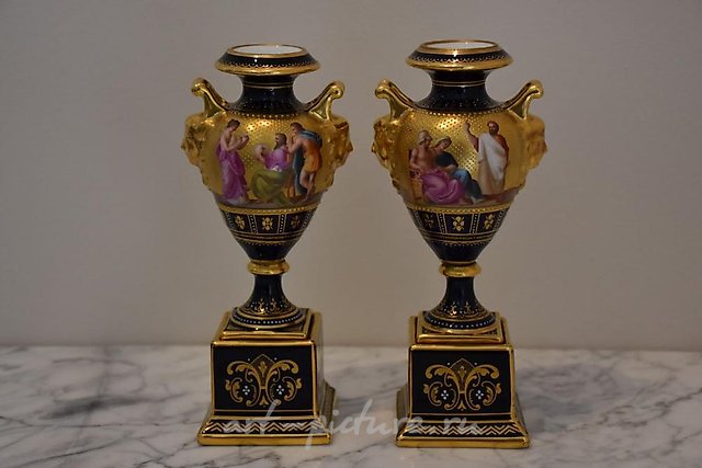 Кабинетные вазы Royal Vienna с ручной росписью и позолотой