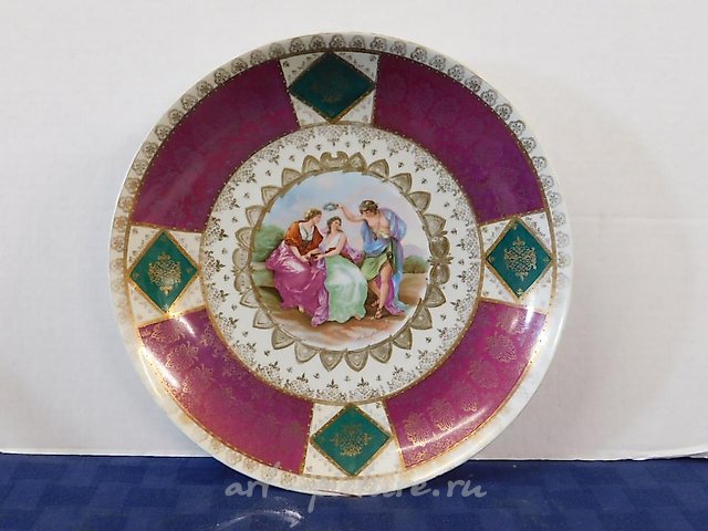 2 Royal Vienna Portrait Plates