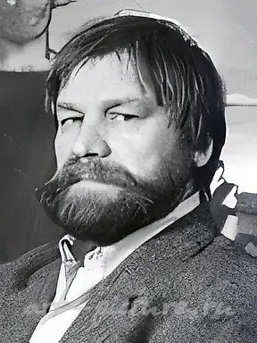РОЖНЕВ Владислав В.
