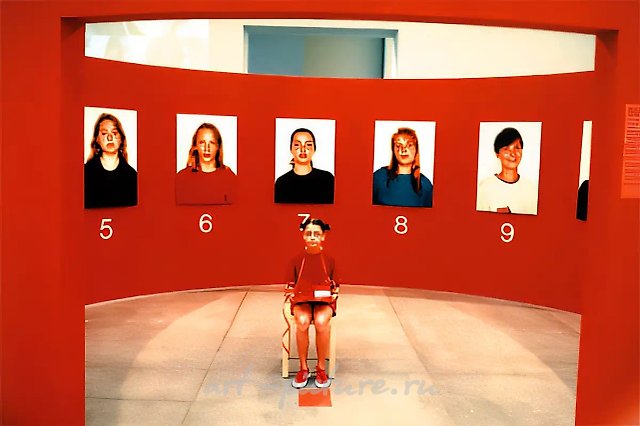 suspects (подозрительные), 1997,  ,   инсталляция и перформанс