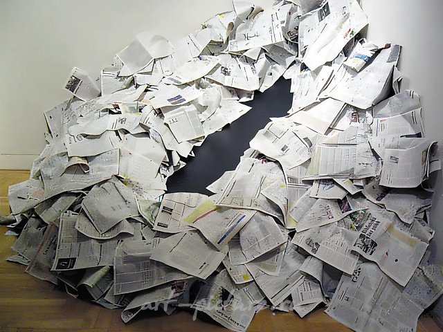 Malevich`s vagina, 2004, installation,